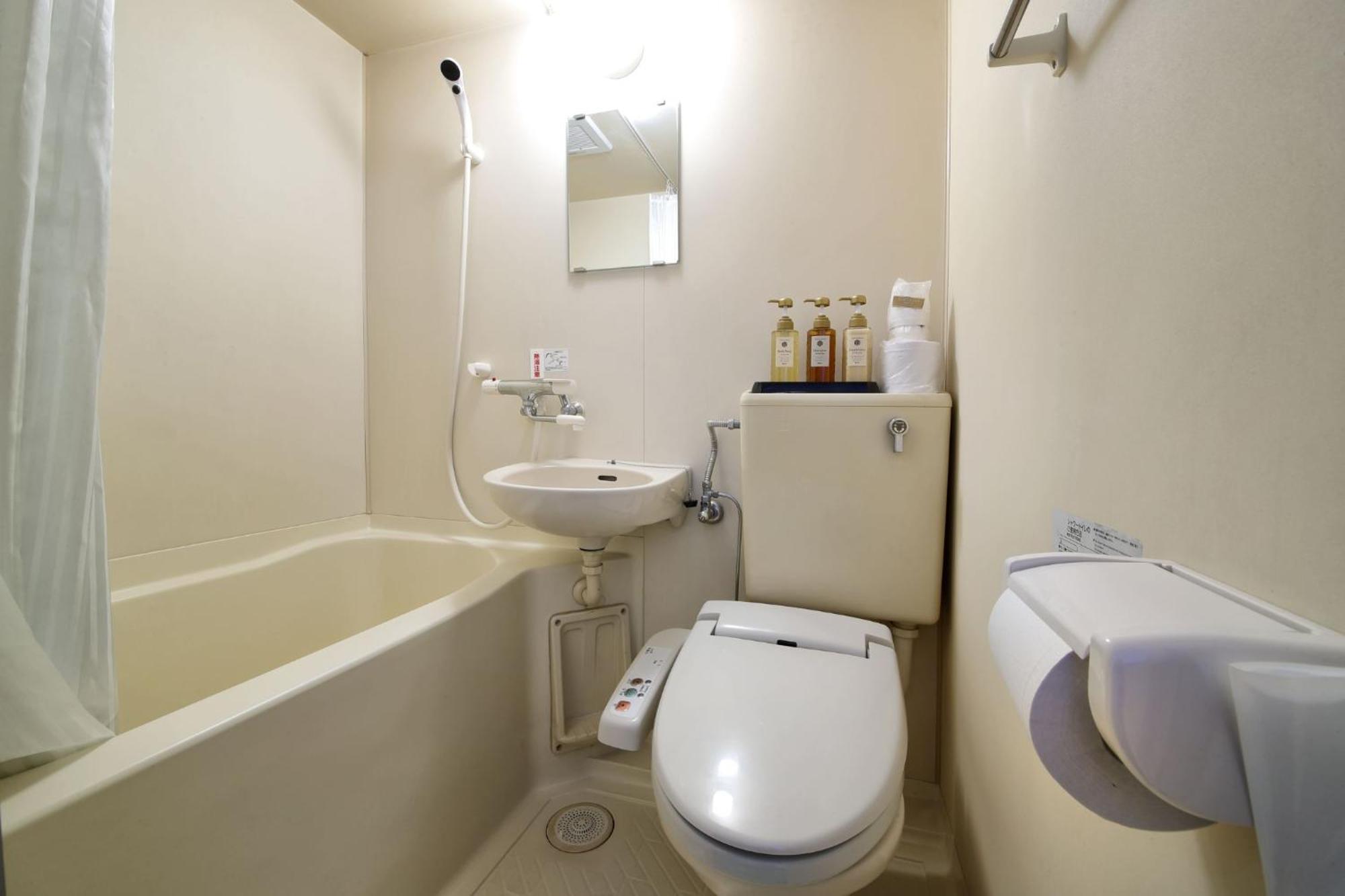 Hotel Nishikawaguchi Weekly - Vacation Stay 43454V Сайтама Екстериор снимка